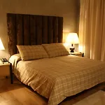 Palau Dels Osset מלון 3*