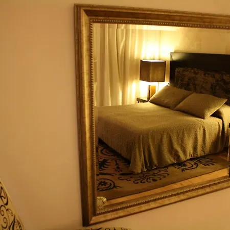 Palau Dels Osset Hotel 3*