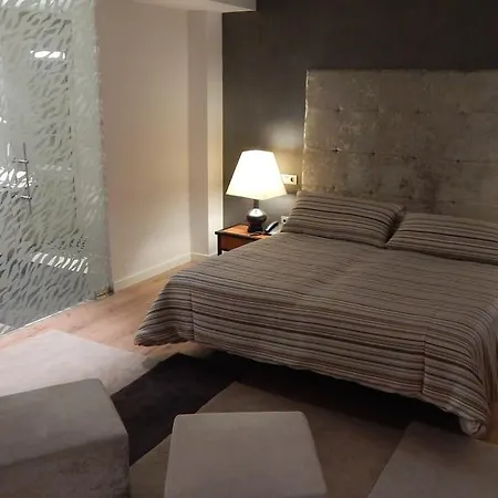 Palau Dels Osset Hotel