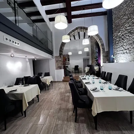 Palau Dels Osset 3*