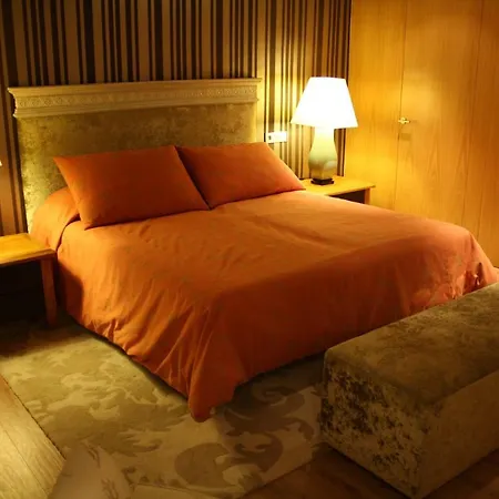 Hotel Palau Dels Osset 3*