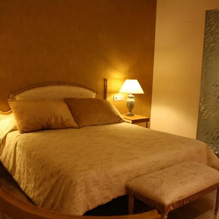 Palau Dels Osset Hotel