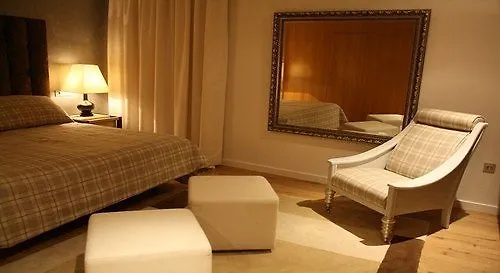 Palau Dels Osset 3*